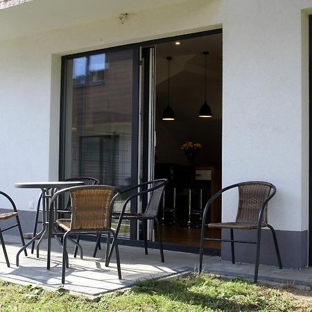 Ferienwohnung Lawendowy Zakatek - Klimatyzacja - Ogrodek - Prywatny Parking Rzeszów Exterior foto