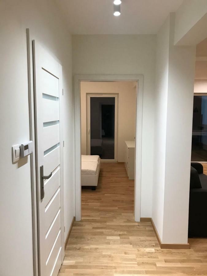 Ferienwohnung Lawendowy Zakatek - Klimatyzacja - Ogrodek - Prywatny Parking Rzeszów Exterior foto